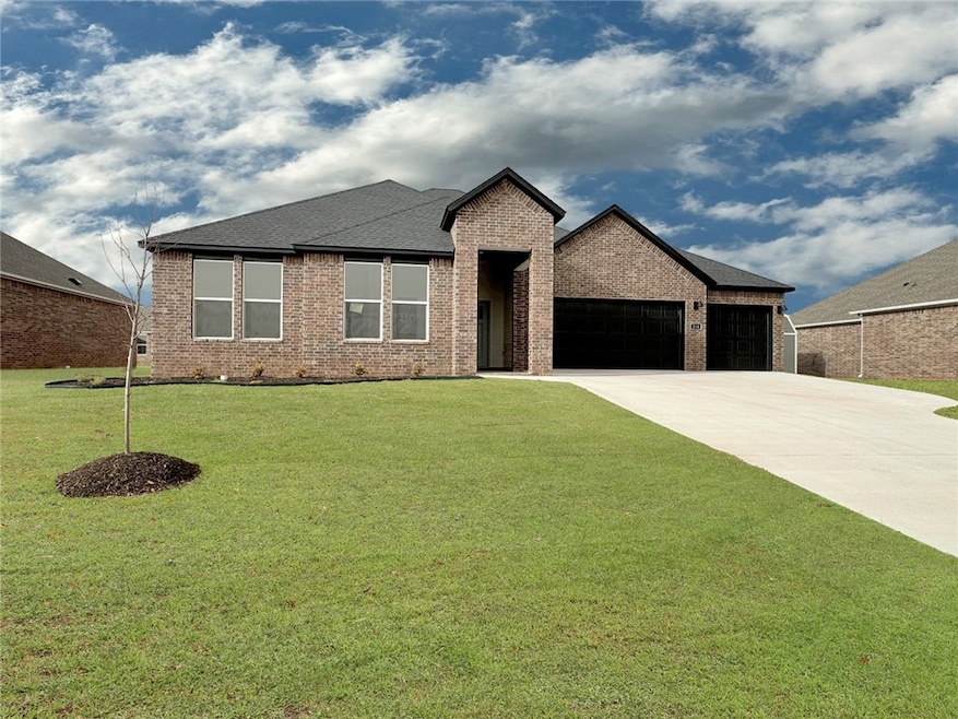 Delightful Dean plan in Hillcrest! ap