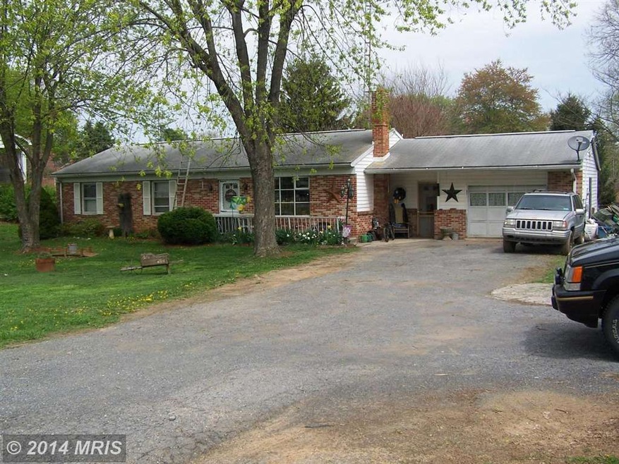 7471 Martinsburg Pike, Shepherdstown, WV 25443 - photo 1