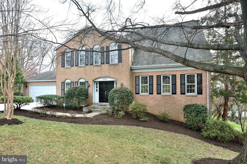 2003 Mason Hill Dr, Alexandria, VA 22307 - photo 1