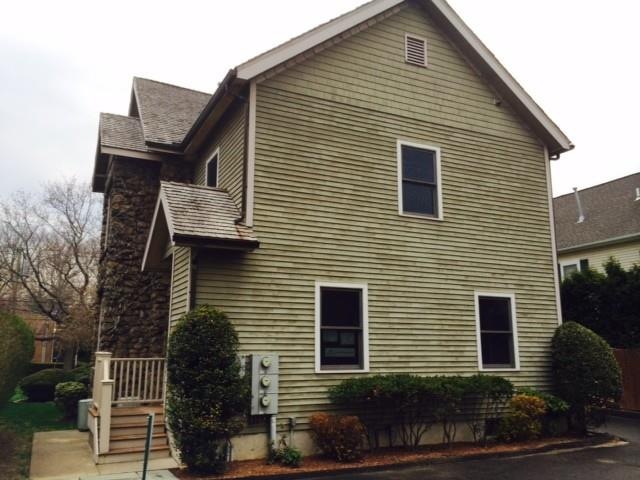 35 Maple Tree Ave unit 2, Stamford, CT 06906 - photo 1