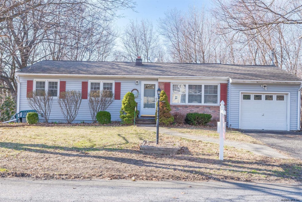 16 Clearview Blvd, Castleton On Hudson, NY 12033 - photo 1