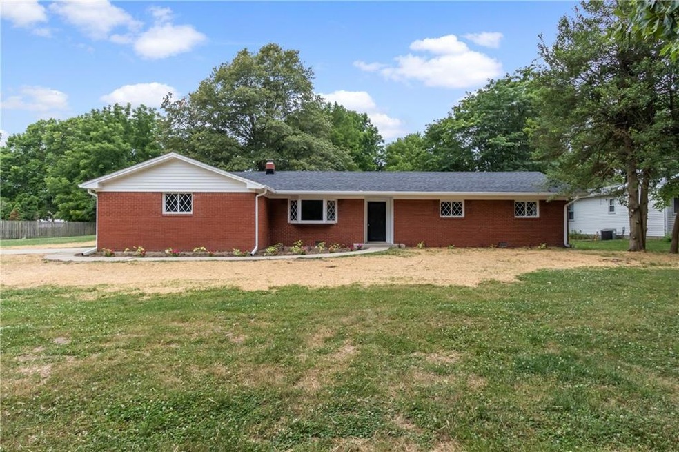 3310 Marilyn St, Columbus, IN 47203 - photo 1