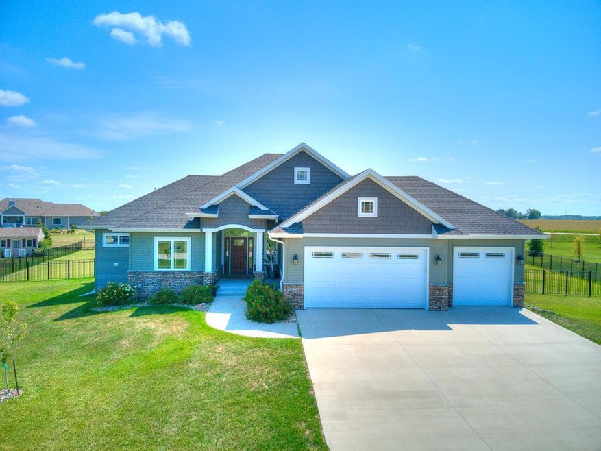 5226 Windrose Ln-12