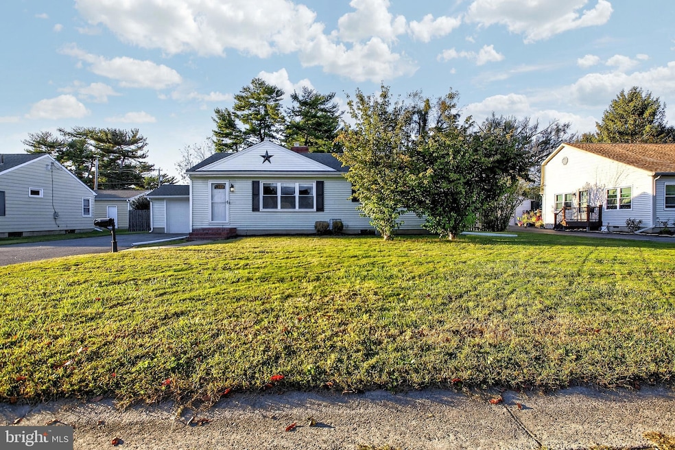 721 S Halsey Rd, Dover, DE 19901 - photo 1