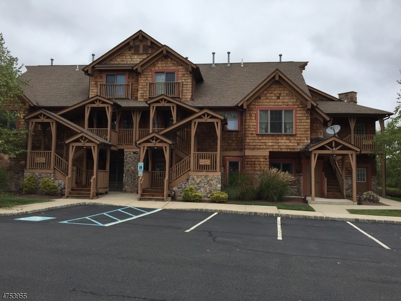 Black Creek Sanctuary unit 13, Vernon, NJ 07462 - photo 1