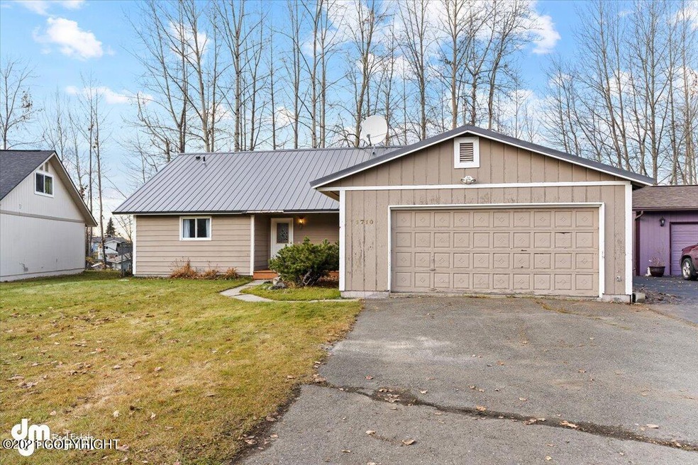 1710 Greendale Dr, Anchorage, AK 99504 - photo 1