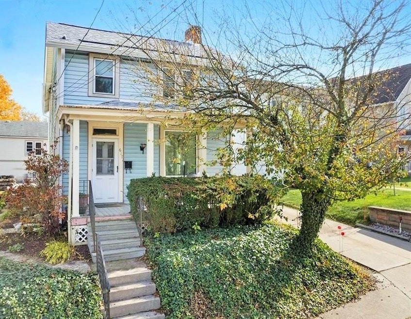 Welcome Home To 617 Maple Street!!