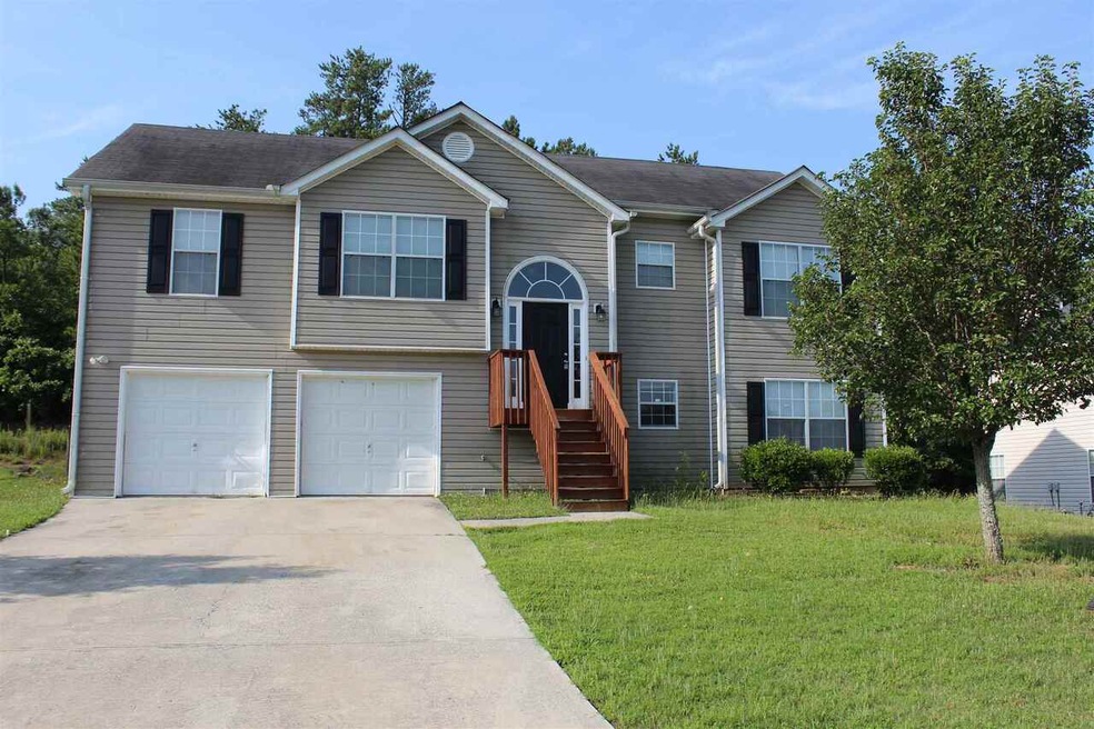 7957 Weathers Ct, Lithonia, GA 30058 - photo 1