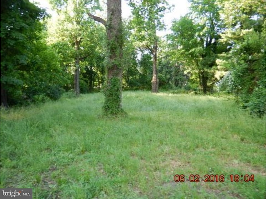 1000 W Oak Rd, Vineland, NJ 08360 - photo 1