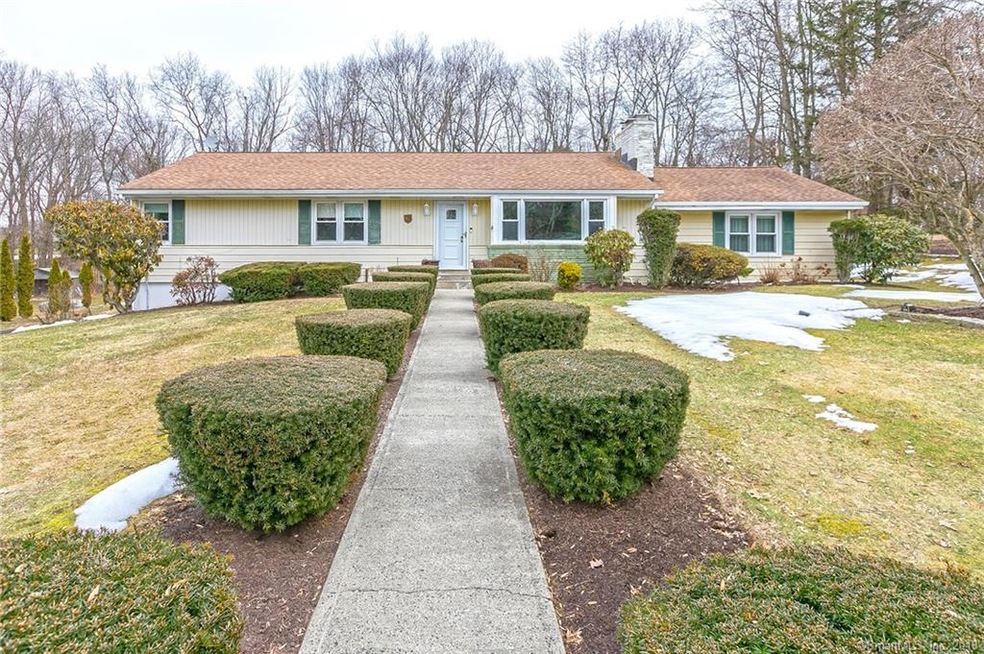 26 Sorel Dr, Shelton, CT 06484 - photo 1