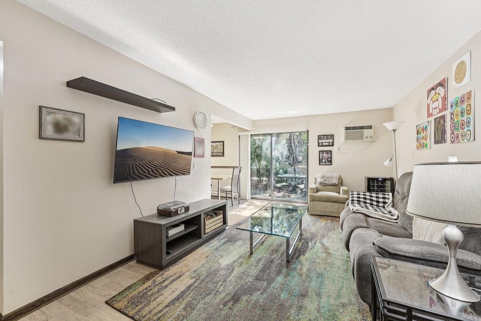 930 Westbrooke Way unit 4, Hopkins, MN 55343 - photo 1