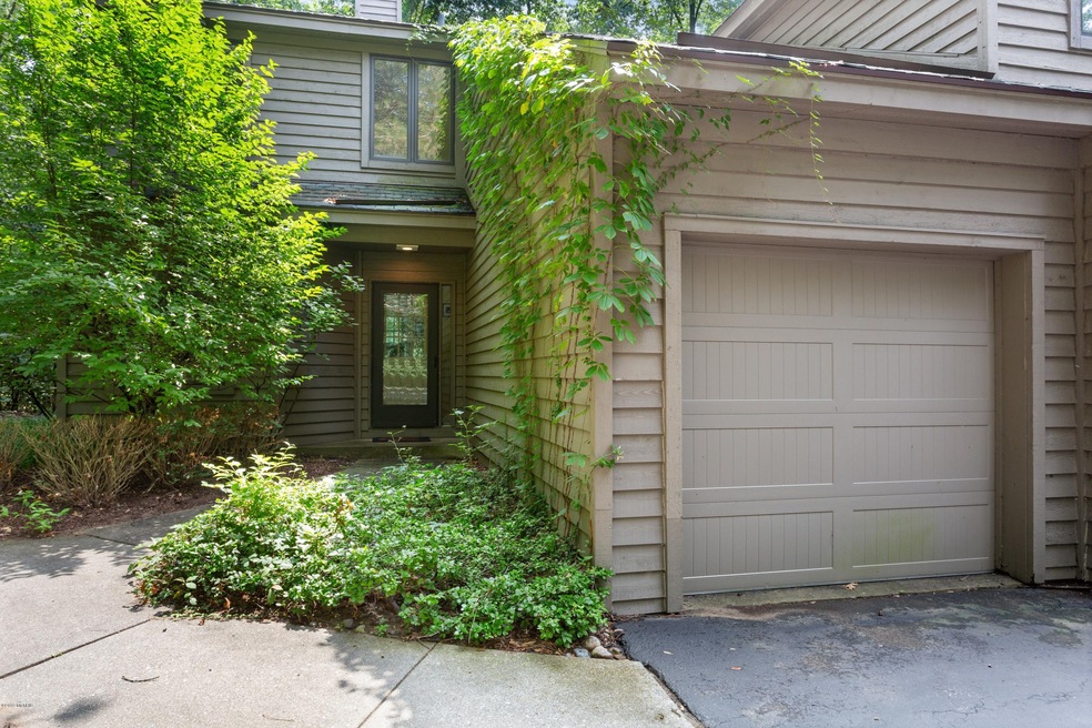 Sold $440,000 • Co-Listing Agent