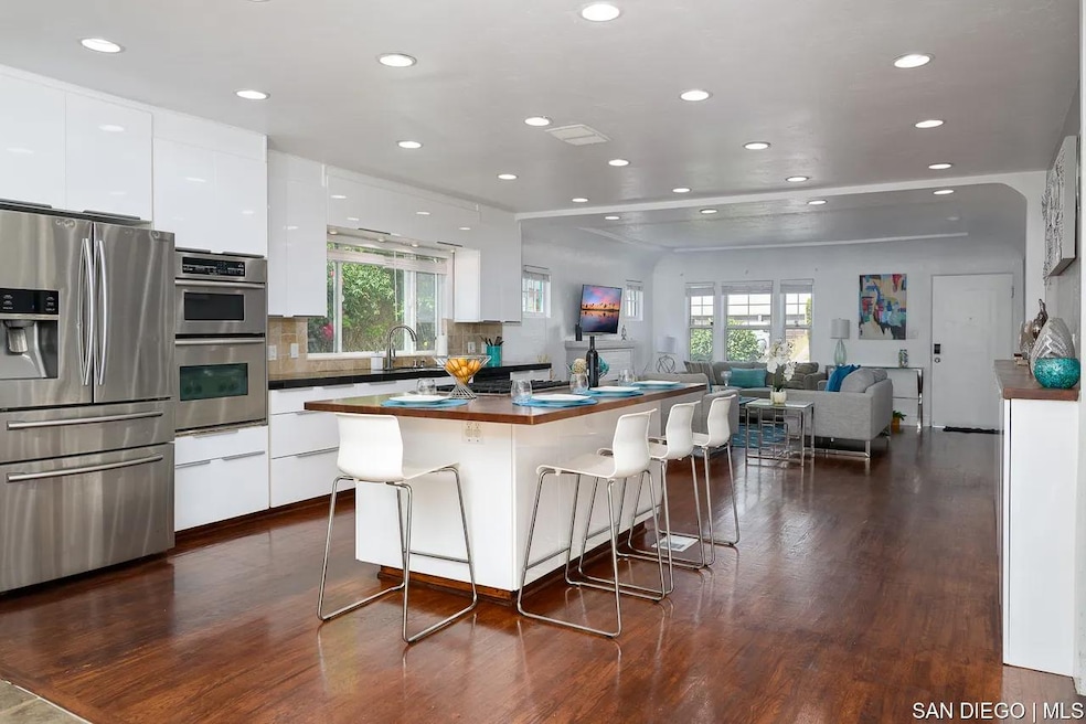 319 Rosecrans St, San Diego, CA 92106 - photo 1