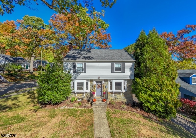 54 Howard St, Verona, NJ 07044 - photo 1