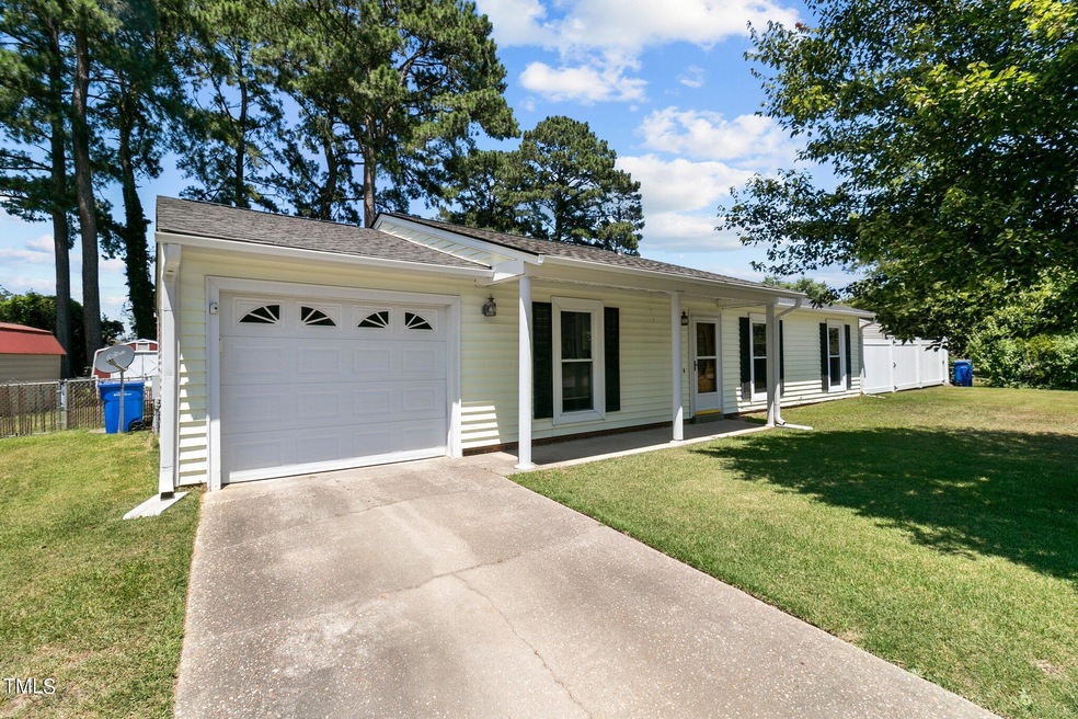 4540 Chambersburg Rd, Fayetteville, NC 28314 - photo 1