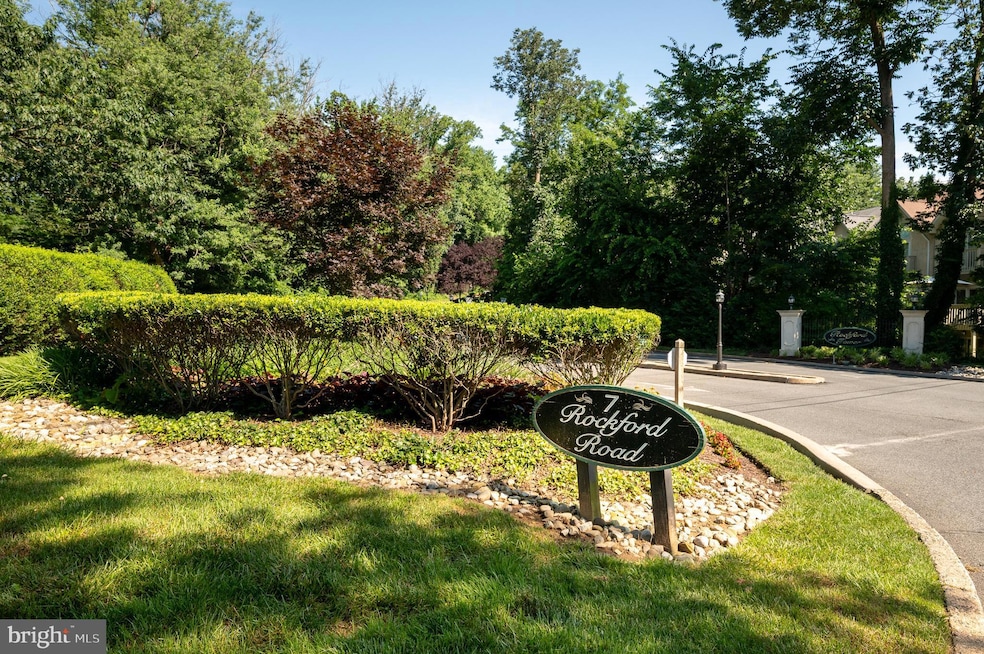 Rockford Tower Condominiums unit J027, Wilmington, DE 19806 - photo 1