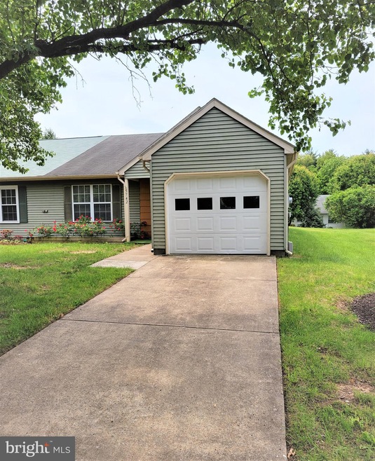 5742 Box Elder Ct, Frederick, MD 21703 - photo 1