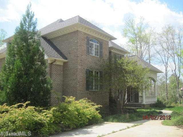 1081 Mountain Valley Dr, Asheboro, NC 27205 - photo 1