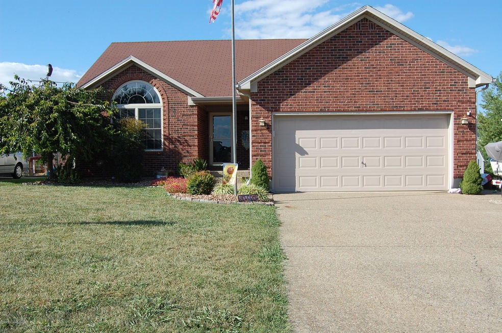 168 Aulbern Dr W, Mount Washington, KY 40047 - photo 1