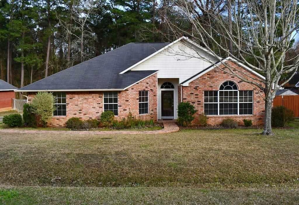 30 Fox Chase Dr, Pineville, LA 71360 - photo 1