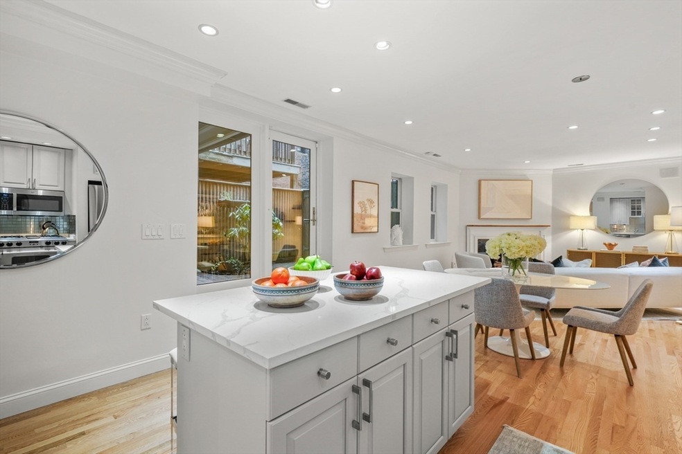 11 Durham St unit 1, Boston, MA 02115 - photo 1