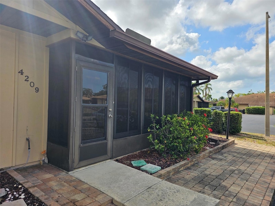 4209 66th Street Cir W unit 4209, Bradenton, FL 34209 - photo 1