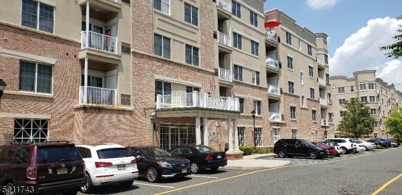 3309 Windsor Park Ct unit 309, Englewood, NJ 07631 - photo 1