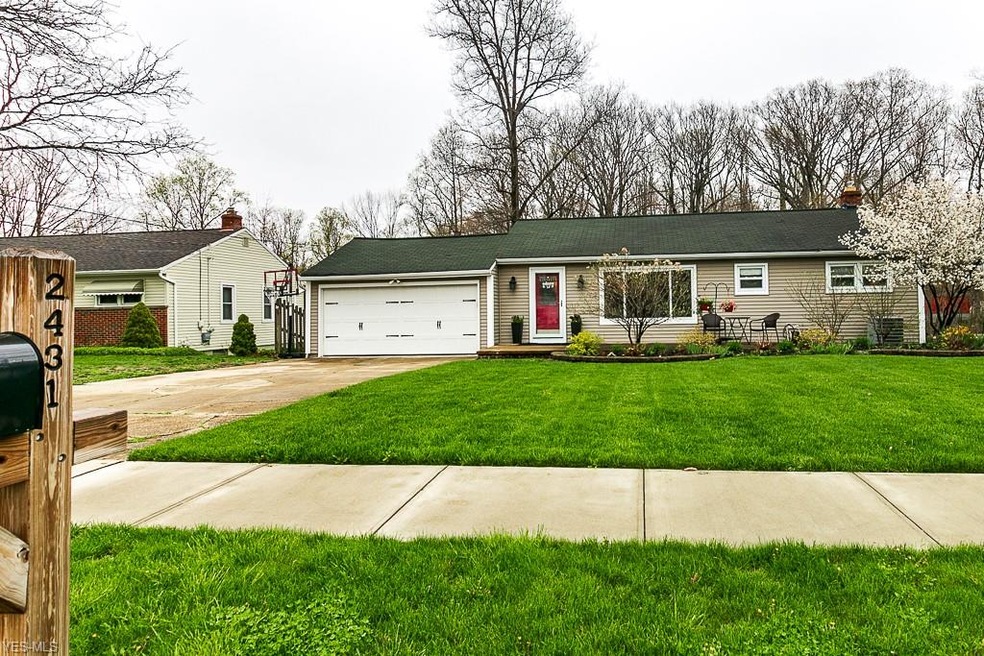 2431 Rockefeller Rd, Wickliffe, OH 44092 - photo 1