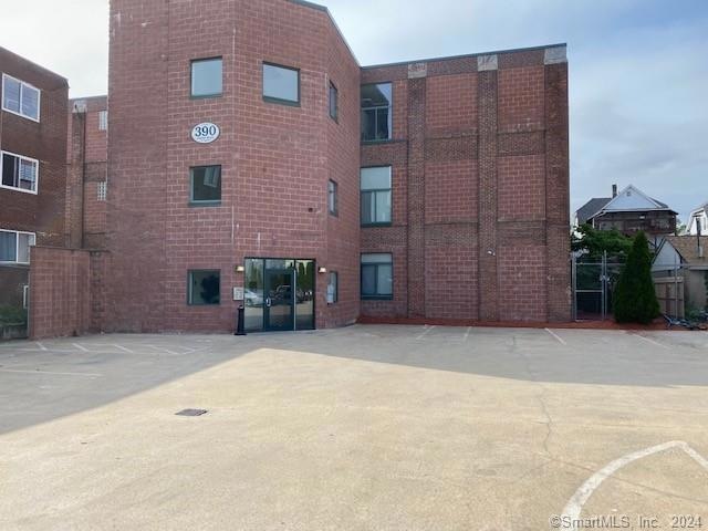 390 Charles ST front entry and parking area