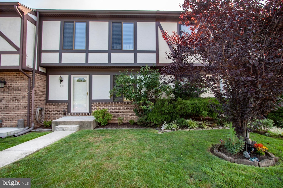 131 Bourbon Ct, Parkville, MD 21234 - photo 1