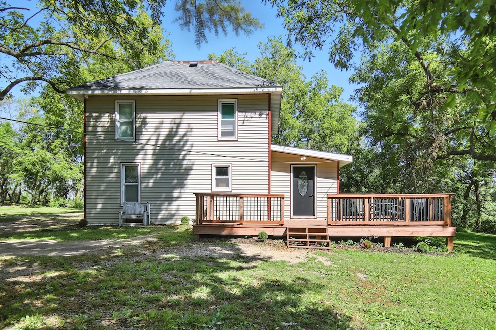 77201 270th St, Clarks Grove, MN 56016 - photo 1