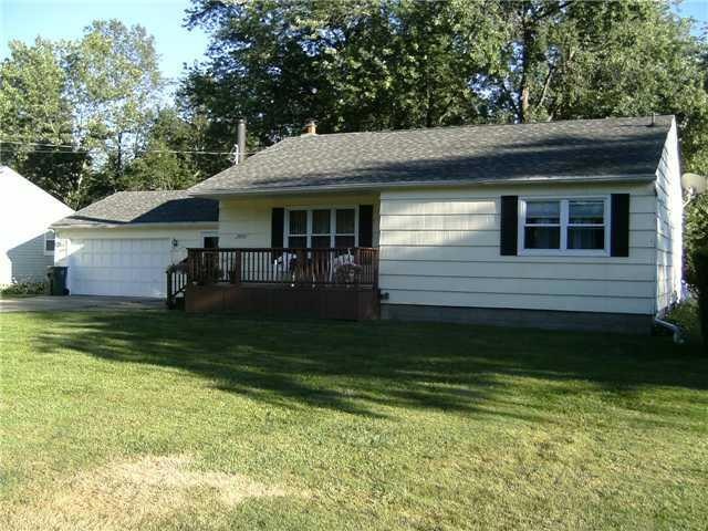 2802 Stenzel Ave, North Tonawanda, NY 14120 - photo 1