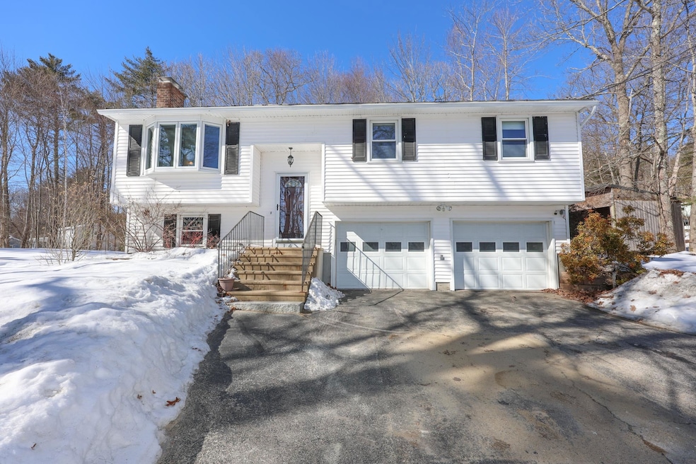 61 Paige Hill Rd, Goffstown, NH 03045 - photo 1