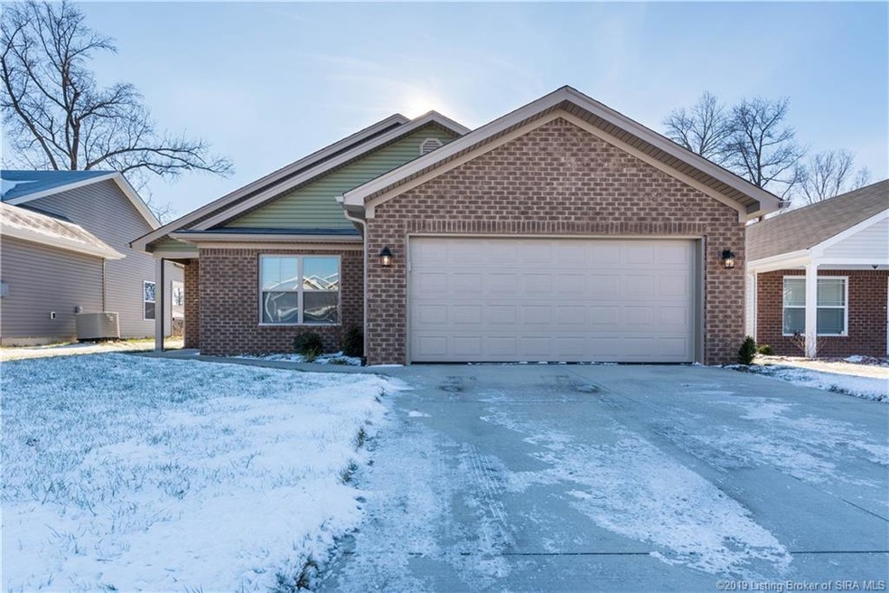 3914 Homestead Dr, New Albany, IN 47150 - photo 1