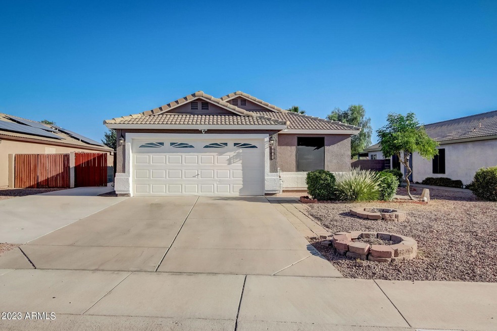 2-web-or-mls-W 6th Ave-002