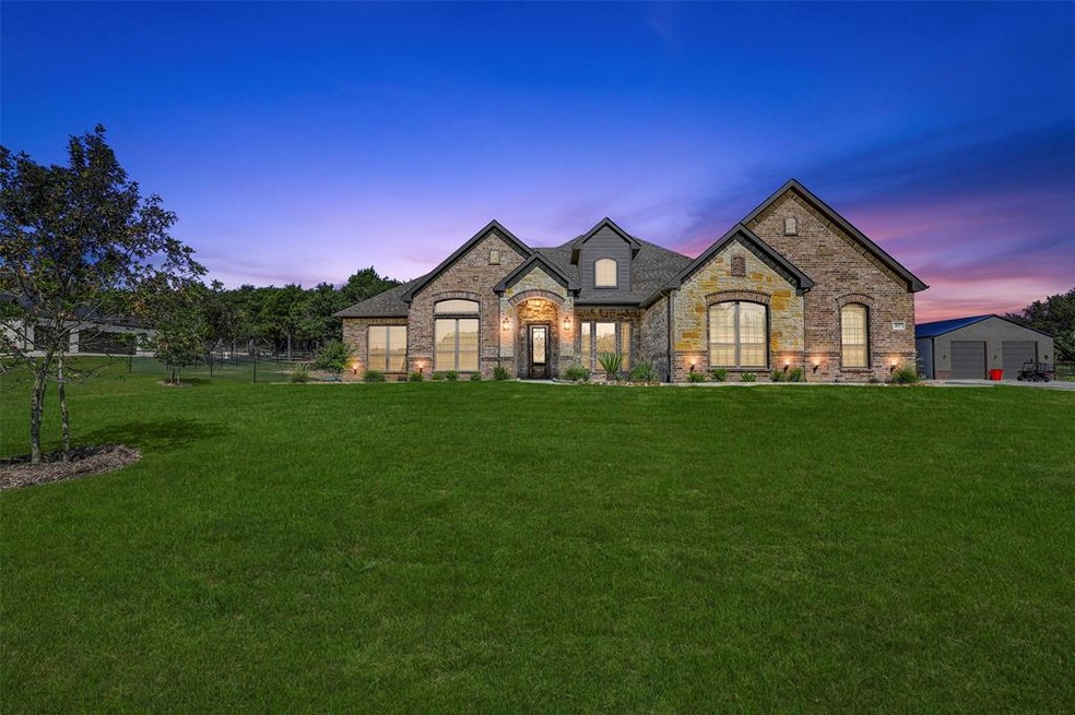 1039 Alex Dr, Springtown, TX 76082 - photo 1