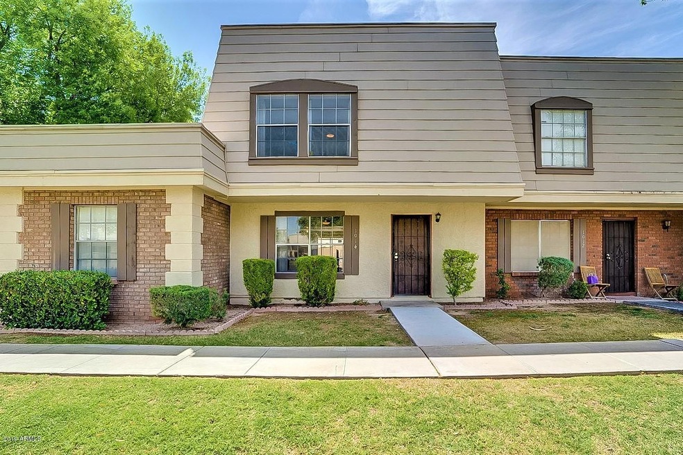 1014 E Bendix Dr