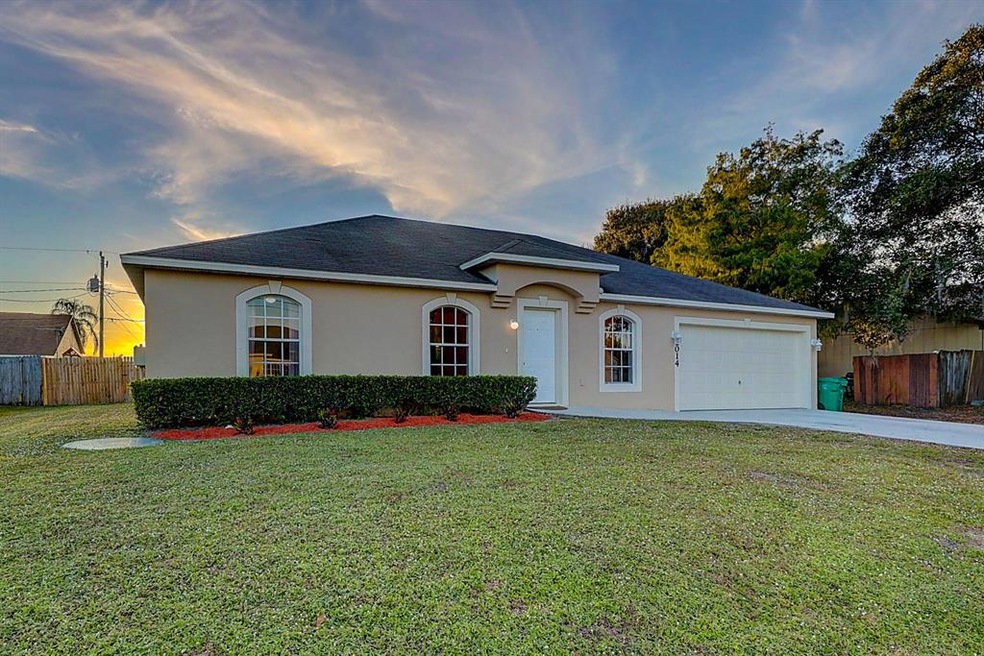 2014 SW Hampshire Ln, Port Saint Lucie, FL 34953 - photo 1