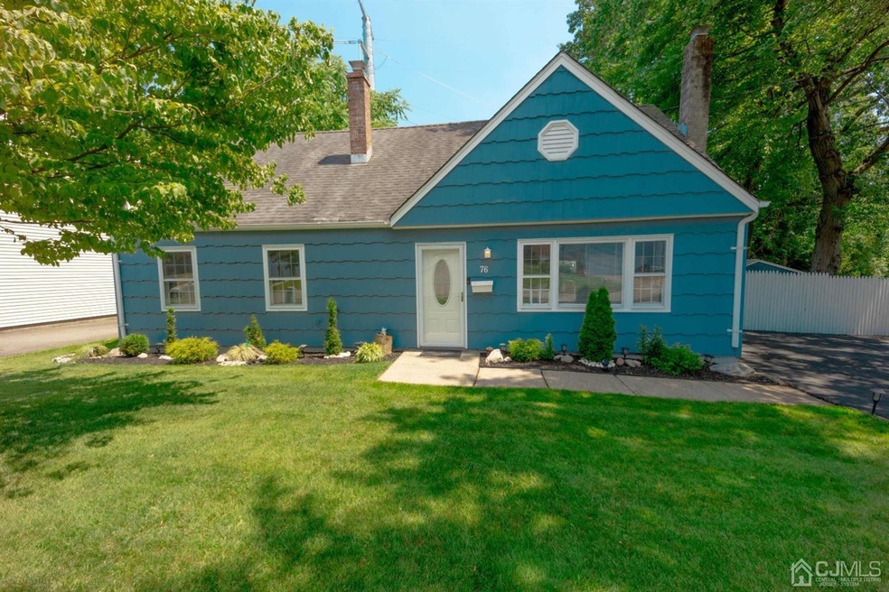 76 Clifton St, Edison, NJ 08817 - photo 1
