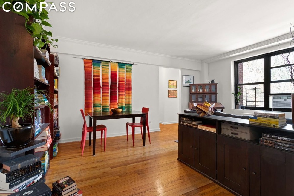 Fort Tryon Gardens unit 6-G, New York, NY 10040 - photo 1