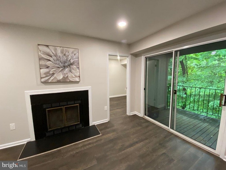 20249 Shipley Terrace unit 5-C-302, Germantown, MD 20874 - photo 1