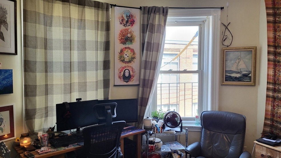 11 Linden St unit 2, Boston, MA 02127 - photo 1