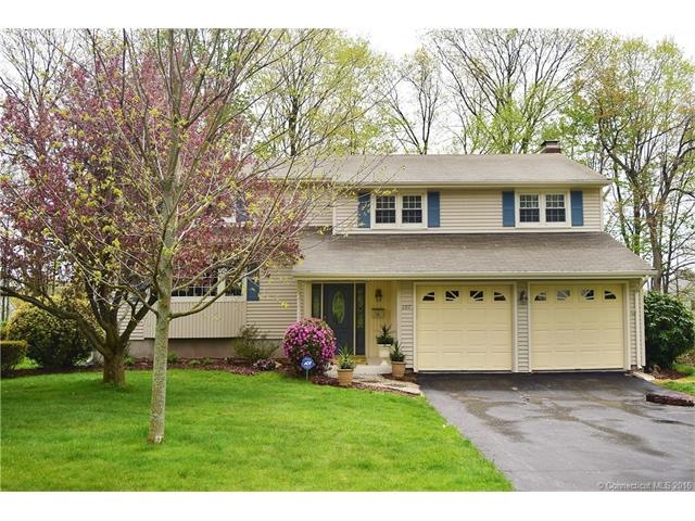 297 Candlewyck Dr, Newington, CT 06111 - photo 1