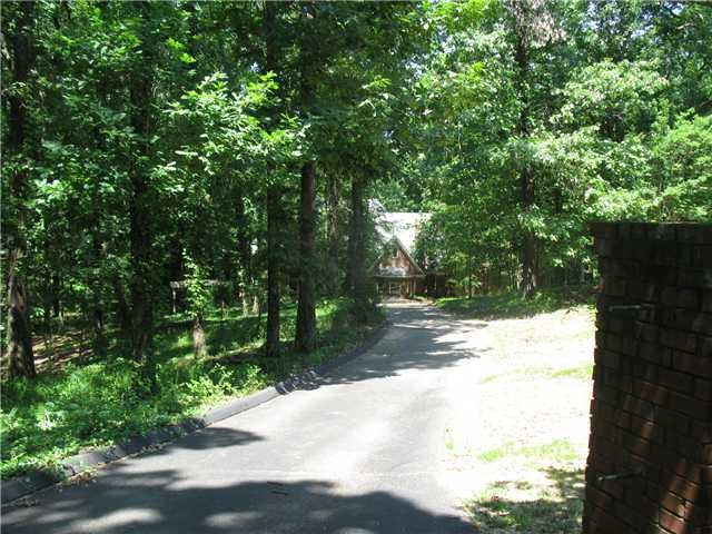 11045 Raleigh Lagrange Rd E, Eads, TN 38028 - photo 1