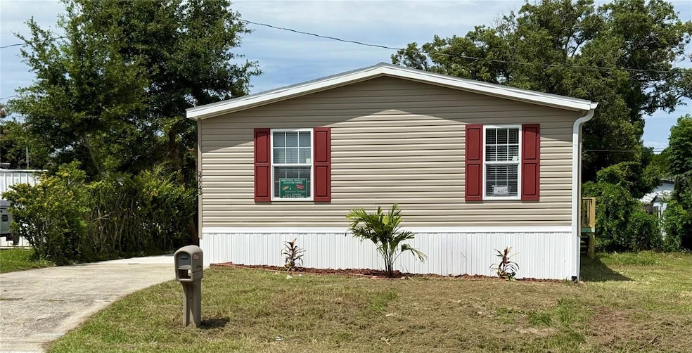 37743 Geiger Rd, Zephyrhills, FL 33542 - photo 1