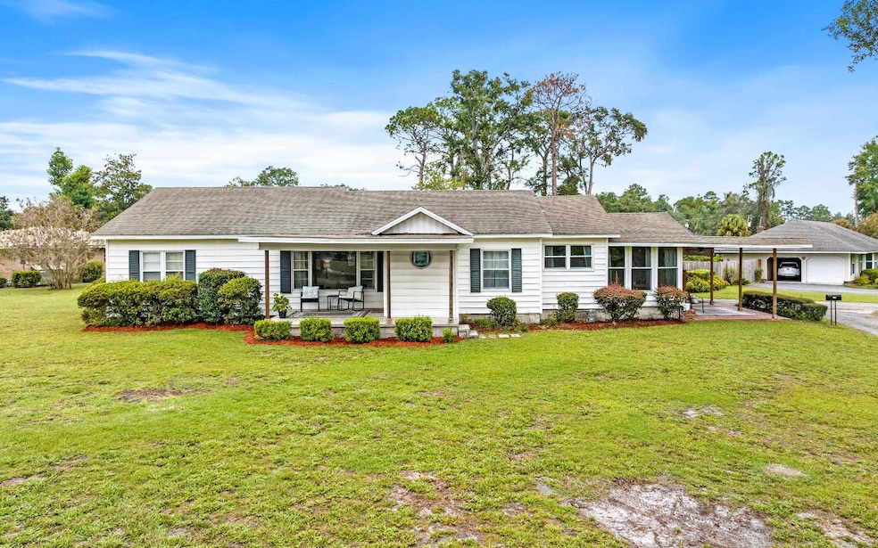 1110 Coliseum Ave SW, Live Oak, FL 32064 - photo 1