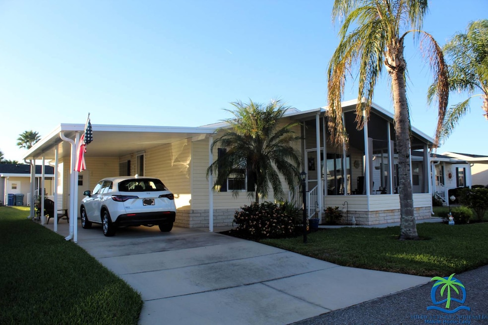 707 Red Cypress Ln, Winter Haven, FL 33881 - photo 1