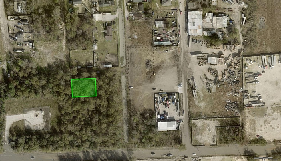 000 Abbyville, Houston, TX 77028 - photo 1