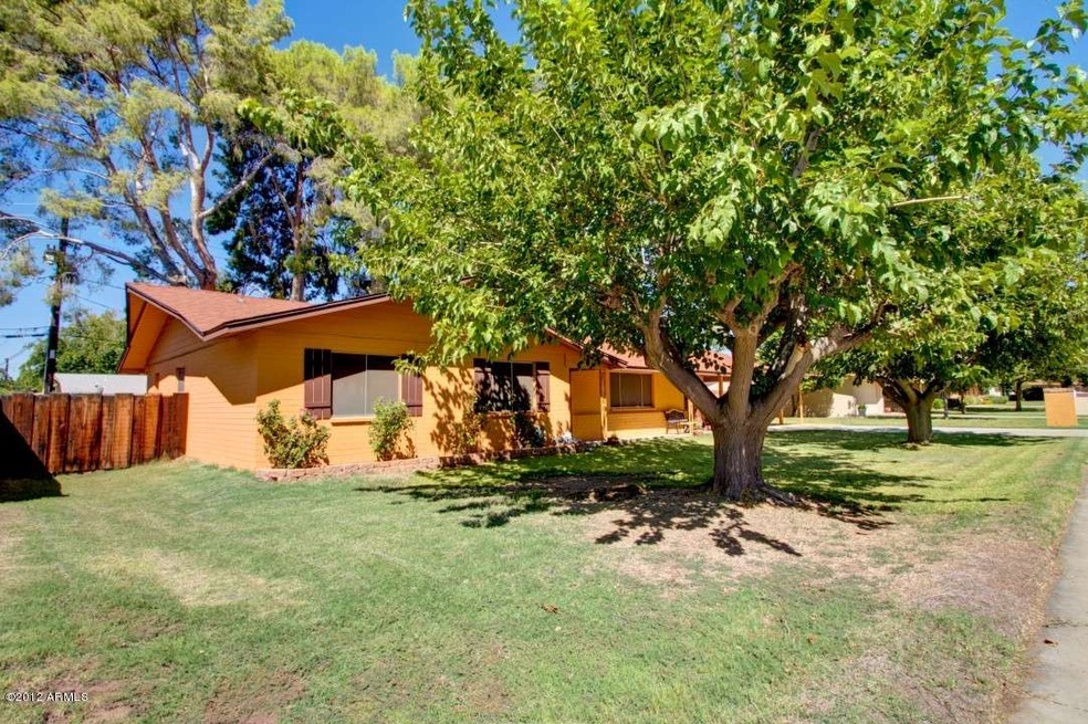 8420 N 16th Ave, Phoenix, AZ 85021 - photo 1