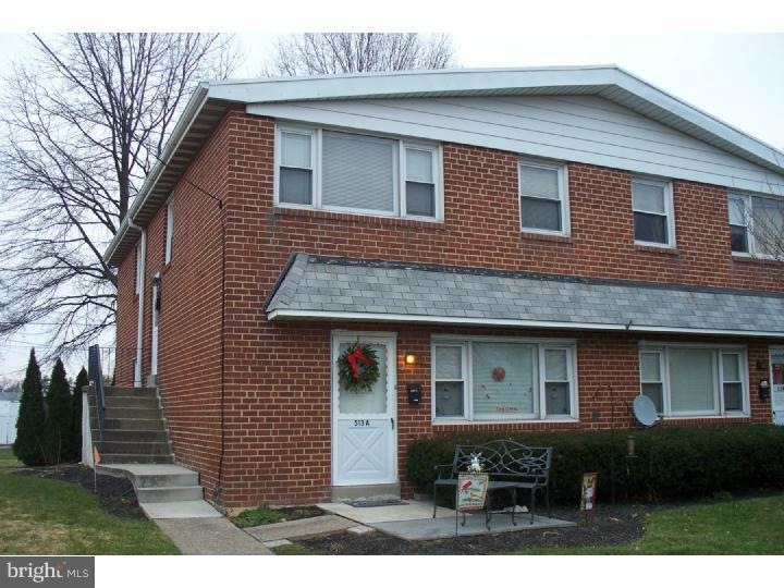 513 W 8th St, Lansdale, PA 19446 - photo 1